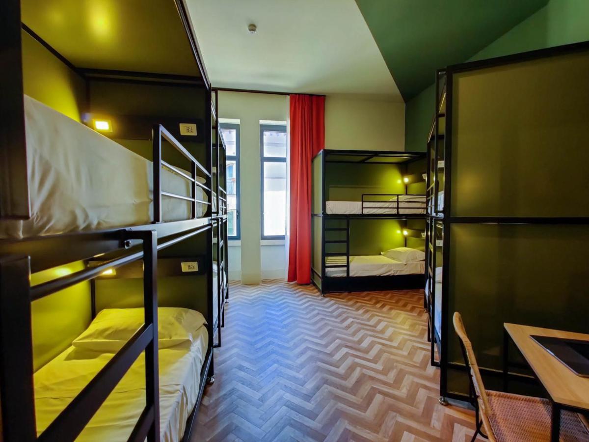 Yellowsquare Florence Ngoại thất bức ảnh